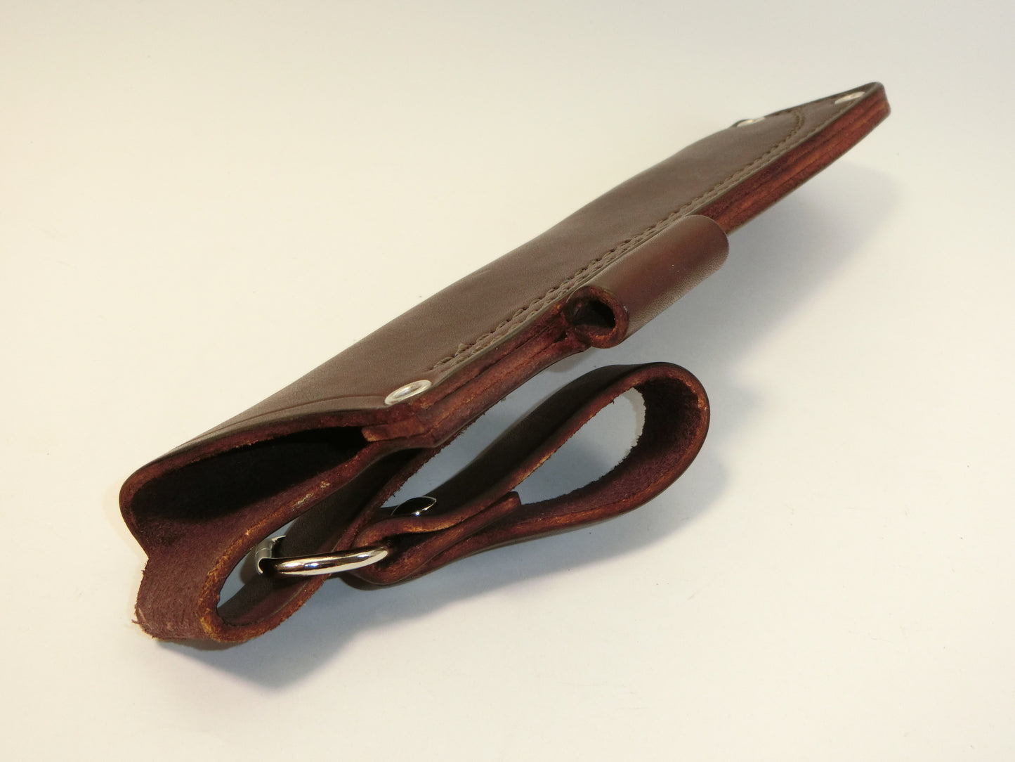 モデル M ダングリングシース ファイヤースチールループ付き