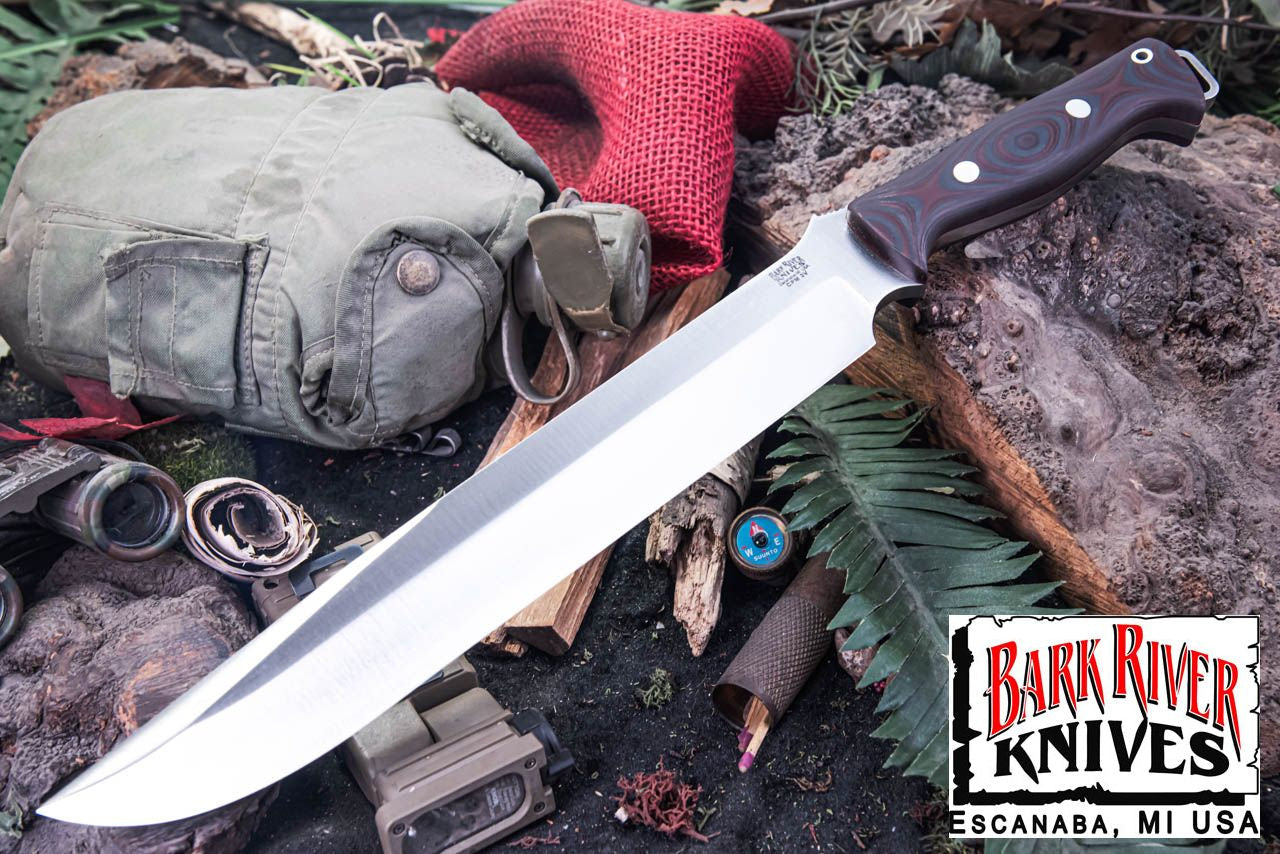 バークリバー ブラボー III 3V レッド & ブラック シュアタッチ - マット - レッドライナー