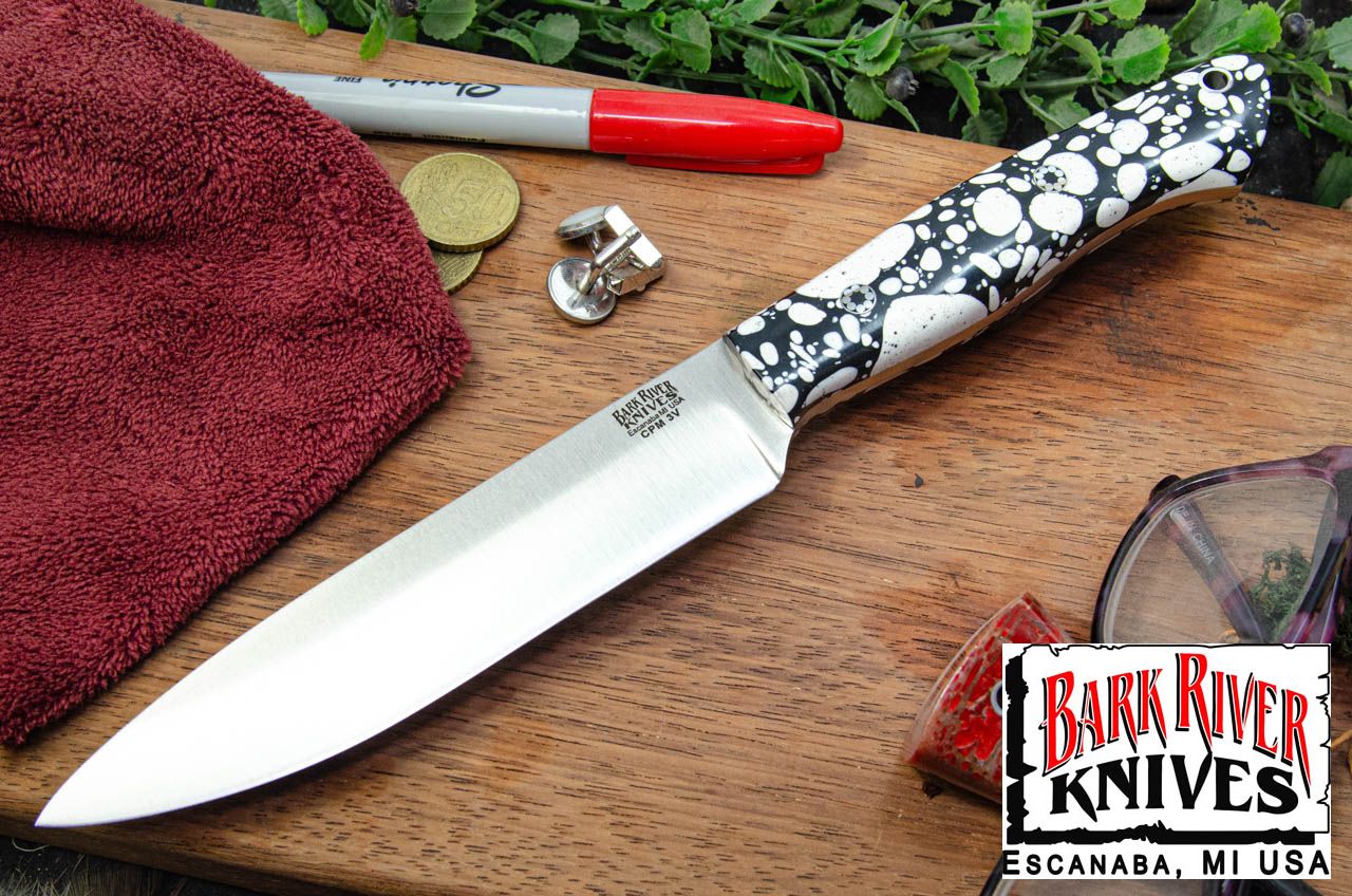 バークリバー ブレード レイド オーロラ II 3V ブラック & ホワイト スポテッド アクリリック -モザイクピン