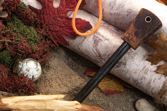 ファイヤースチール デザート アイアンウッド バール マット ブラックライナー ブラス ランヤード