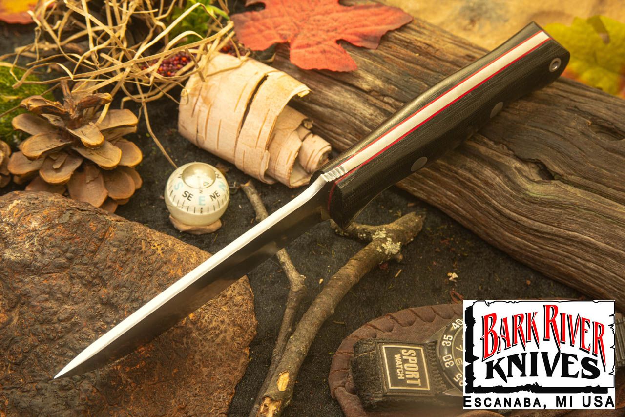 ブラボー 1.25 LT Cru Wear ブラックキャンバスマイカルタ レッドライナー